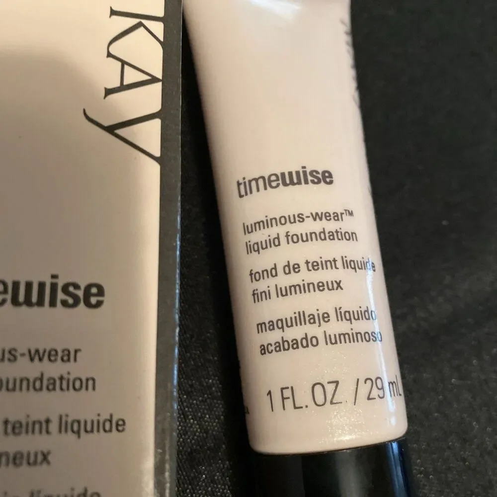 Mary Kay Timewise Luminous Wear Foundation Ivory 3